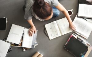 Как заказать курсовую или диссертационную работу