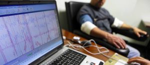 Как проводят проверку на детекторе лжи